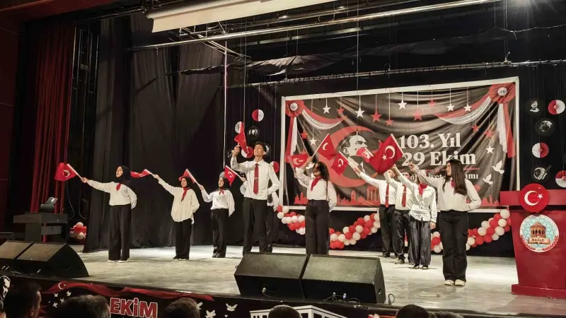 Bitlis Ahlat'ta 29 Ekim Cumhuriyet Bayramı Coşkusu