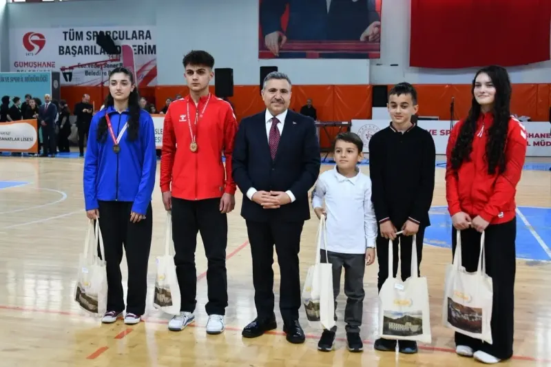 Gümüşhane’de 29 Ekim Cumhuriyet Bayramı Çeşitli Etkinliklerle Kutlandı