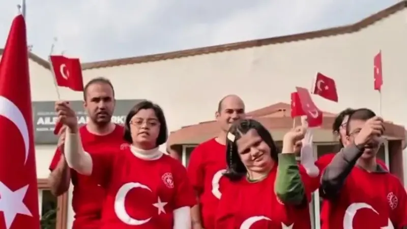 Erzurum Büyükşehir Belediyesinden Engel Tanımayan Cumhuriyet Klibi