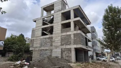 Adıyaman’da Üçüncü Kattan Düşen İşçi Ağır Yaralandı