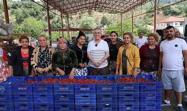 Başkan Tetik, Aşağı Yakacık'ta vatandaşlarla buluştu