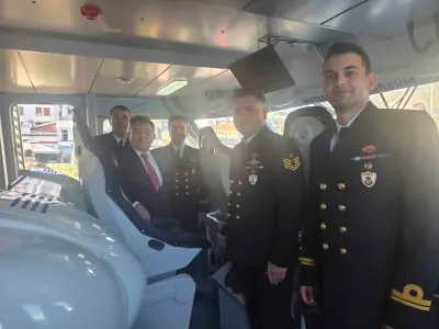 Marmaris'te Cumhuriyet Bayramı Kapsamında Askeri Gemilere Yoğun İlgi