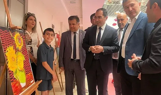 Tavşanlı'da 'Özel' öğrenciler içlerindeki cevheri eserlerine yansıttı