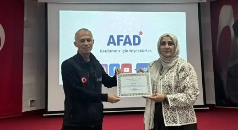 Kütahya Dumlupınar Üniversitesinde Afet Bilinci Semineri Düzenlendi
