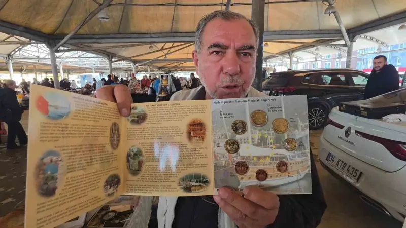 54 Yıllık Koleksiyonunu Kütahya Antika Pazarında Meraklılarıyla Buluşturuyor