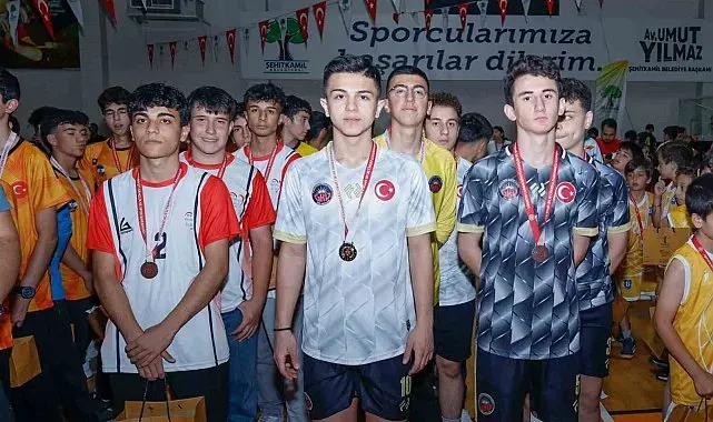 Şampiyonların Okulu GKV, 62. yılında da zirvede