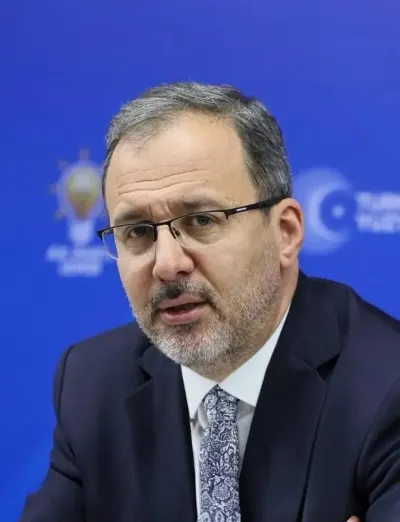 Mehmet Kasapoğlu'ndan İzmir Depremi Mesajı: Acımız Yüreğimizde