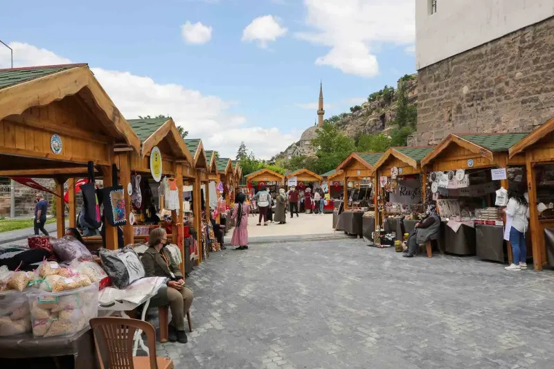 Talas Kadın Üretici Pazarı Kasım Ayının İlk Pazar Günü Açılıyor