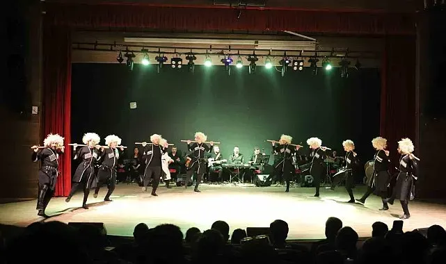 Kür Nehri'nin kadim hafızası sanatın estetiğiyle buluştu: ARÜ'de "Kültür Nehri Kür" esintisi