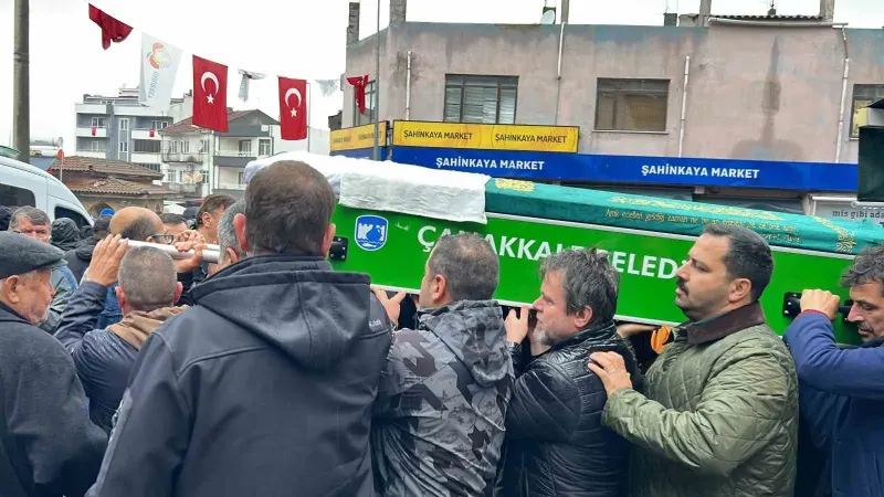 Çanakkale'deki Korkunç Kazada Hayatını Kaybeden Sürücü Son Yolculuğuna Uğurlandı