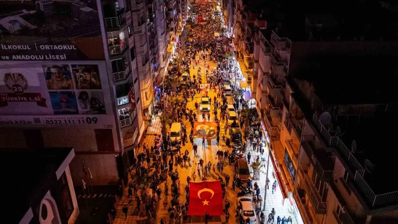 Turgutlu’da 29 Ekim Cumhuriyet Bayramı Coşkulu Kutlamalara Sahne Oldu