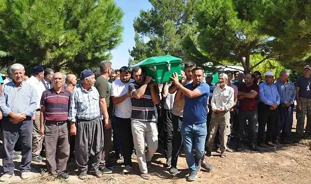 Feribot faciasında hayatını kaybeden Şerif Özdemir, Mersin'de son yolculuğuna uğurlandı