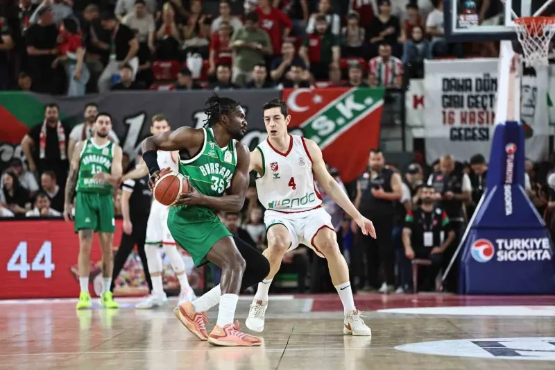 Karşıyaka Zorlu Bursa Deplasmanında Galibiyet Peşinde