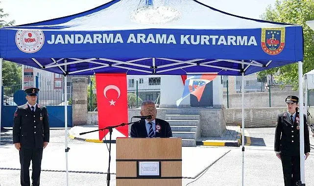 Başkan Büyükkılıç: "Bayrağımızın özgürce dalgalanmasında jandarmamızın fedakârlığı var"