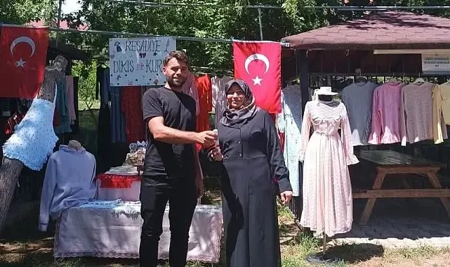 Sandıklı'da dikiş nakış kursu sergisi yoğun ilgi gördü