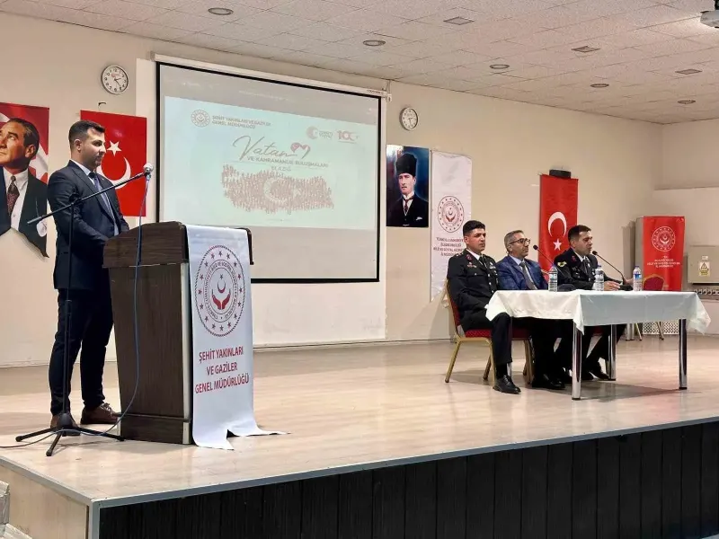 Şehit Babası Ve Gaziler Elazığlı Liselilerle Buluştu
