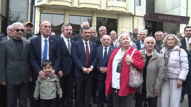 Bursa’da Tarihi Hastanenin Taşınması ve Yatak Kapasitesinin Düşürülmesine Tepki