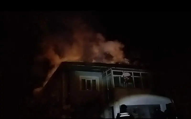 Tokat Yeşilyurt'ta Banyo Kazanından Çıkan Yangın Evi Kullanılamaz Hale Getirdi