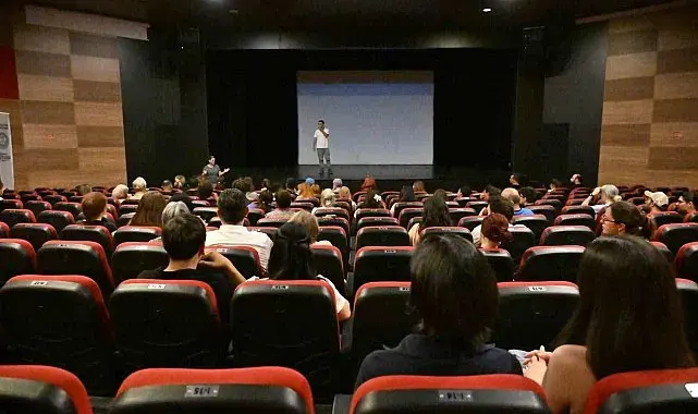 Cannes'ın ödüllü kısa filmleri Manisalı sinemaseverlerle buluştu