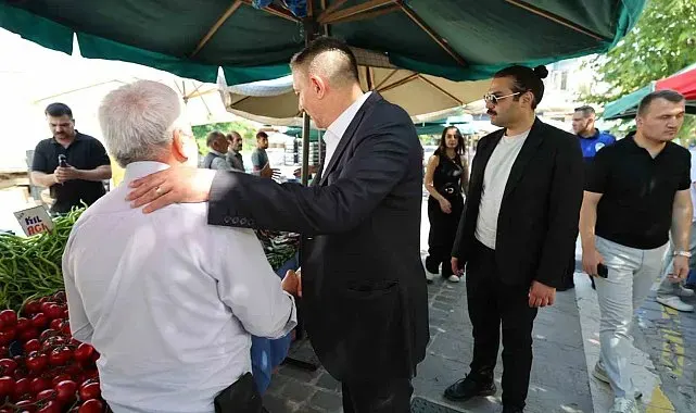 Başkan Şimşek, pazarcı esnafı ve vatandaşların sorunlarını dinledi