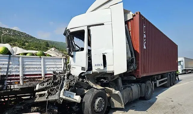Otoyolda tır kazası: 1 yaralı