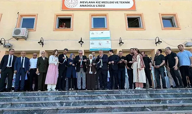 DTSO'dan lisenin kütüphanesine tefrişat
