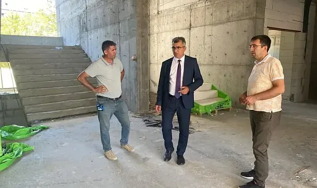 Söke Atatürk Ortaokulu inşaatında çalışmalar sürüyor