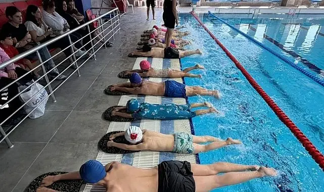 Germencik Yüzme Havuzu açıldı
