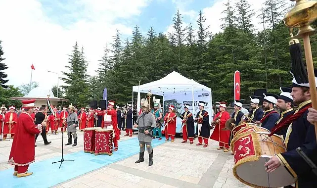 İnegöl Fatihi Turgut Alp kabri başında anıldı