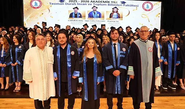 BEUN'da başarı ve mutluluk diplomalarla taçlandı