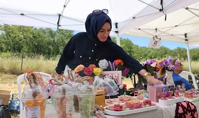 Bakım merkezi sakinlerinin el işi eserlerine tam not