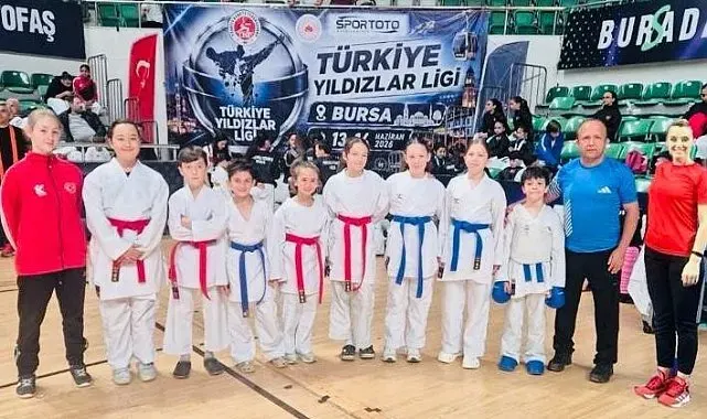 Karate Şampiyonasında Eskişehir rüzgarı