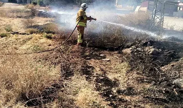 Kırıkhan'da bahçe yangını