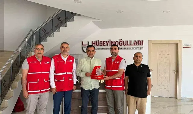 Kızılay'dan Veysi Duyan'a "Yılın Bağışçısı" ödülü