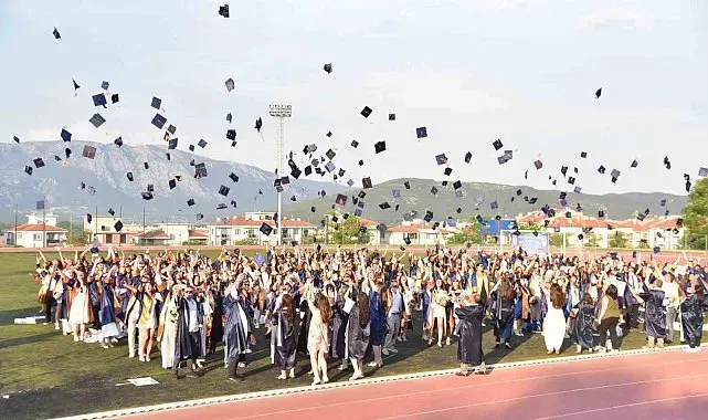 MSKÜ Sağlık Bilimleri Fakültesi'nden yeni mezunlar sektöre hazır