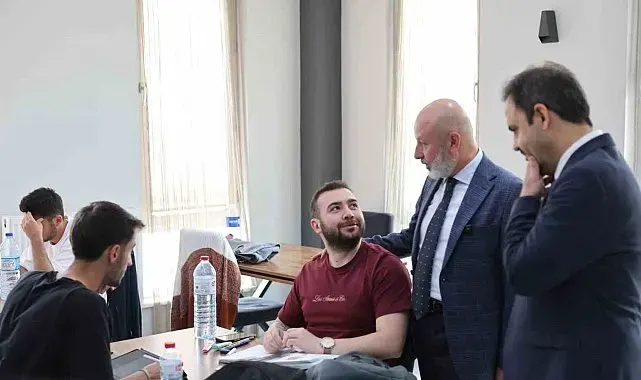 Başkan Çolakbayrakdar, sınava girecek öğrencilere başarılar diledi
