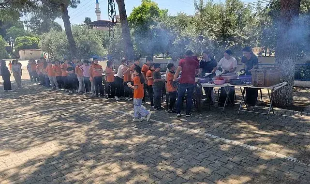 Bayramın bereketi okul bahçesine taşındı