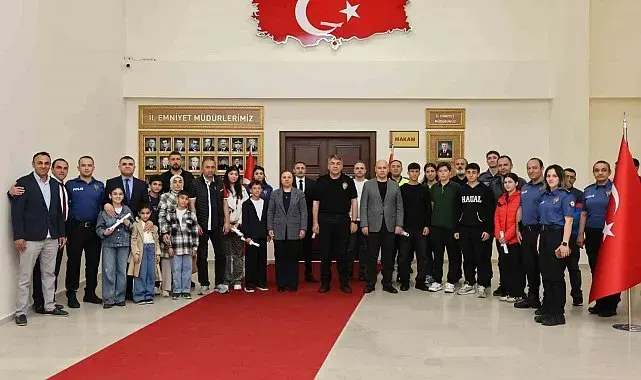 "Biz Bize Yeteriz" dediler, çocukların eğitimine gönüllü destek oldular