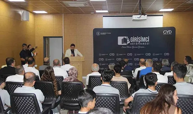 Cizre'de "Girişimci Kütüphanesi" programı düzenlendi