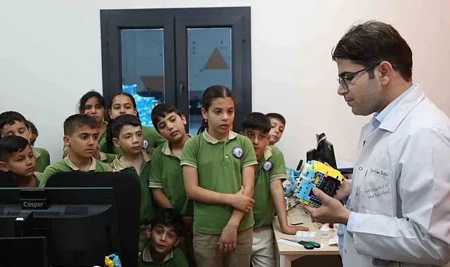 Minik öğrenciler Hatay bilim merkezinde bilimle buluştu