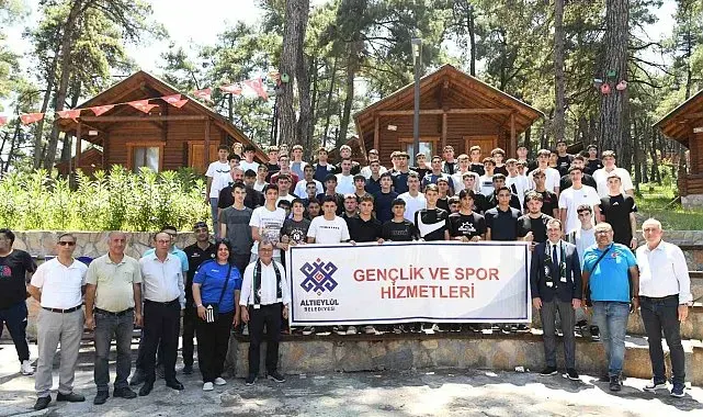 Konakpınar'da gençler sordu, Başkan Şehirli yanıtladı