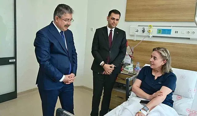 Vali Yılmaz'dan şehitin kardeşine 'geçmiş olsun' ziyareti