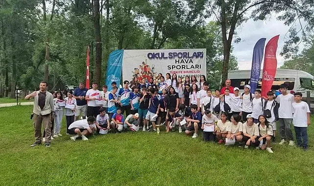Hava sporlarında Manisa rüzgarı esti