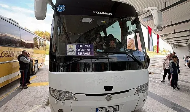 Gölcük Belediyesinin ücretsiz seferlerinden 5 bini aşkın üniversiteli yararlandı