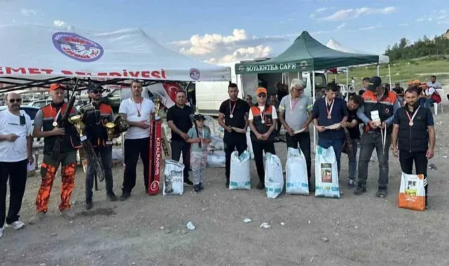 Emet'te Geleneksel Atış Şenliği yoğun katılımla gerçekleştirildi