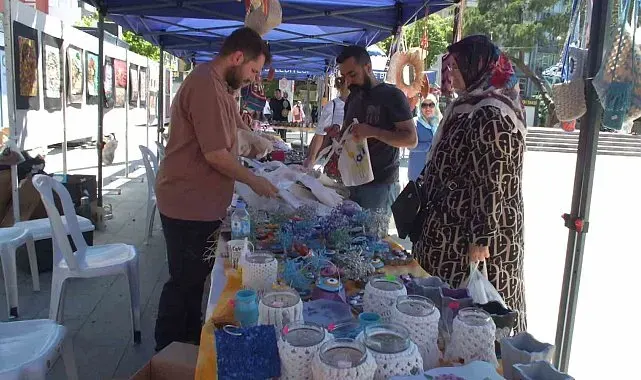 Balıkesir'de Özel Öğrencilerin el emeği ürünler görücüye çıktı