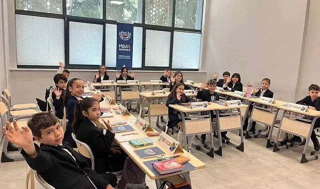 Ege Üniversitesi kapılarını minik diplomatlara açtı