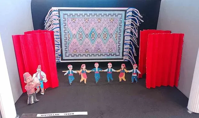 Van YYÜ'de '4. Tiyatro Dekorları Maket Sergisi' açıldı