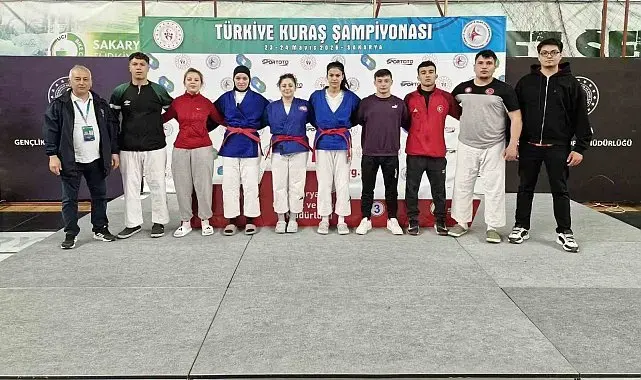 Kütahyalı sporculardan Türkiye Kuraş Şampiyonası'nda başarı