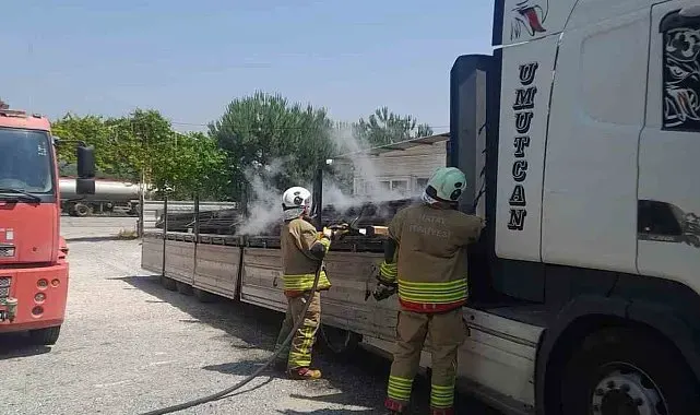Sıcak demir yüklü tırda korkutan yangın